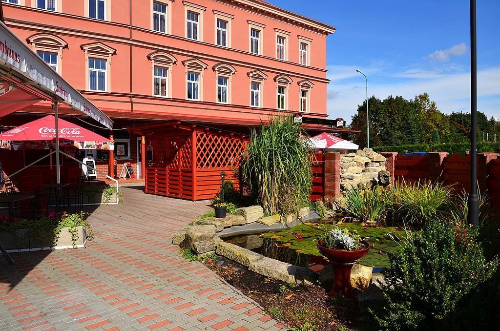 Grand Hotel Jaroměř Extérieur photo